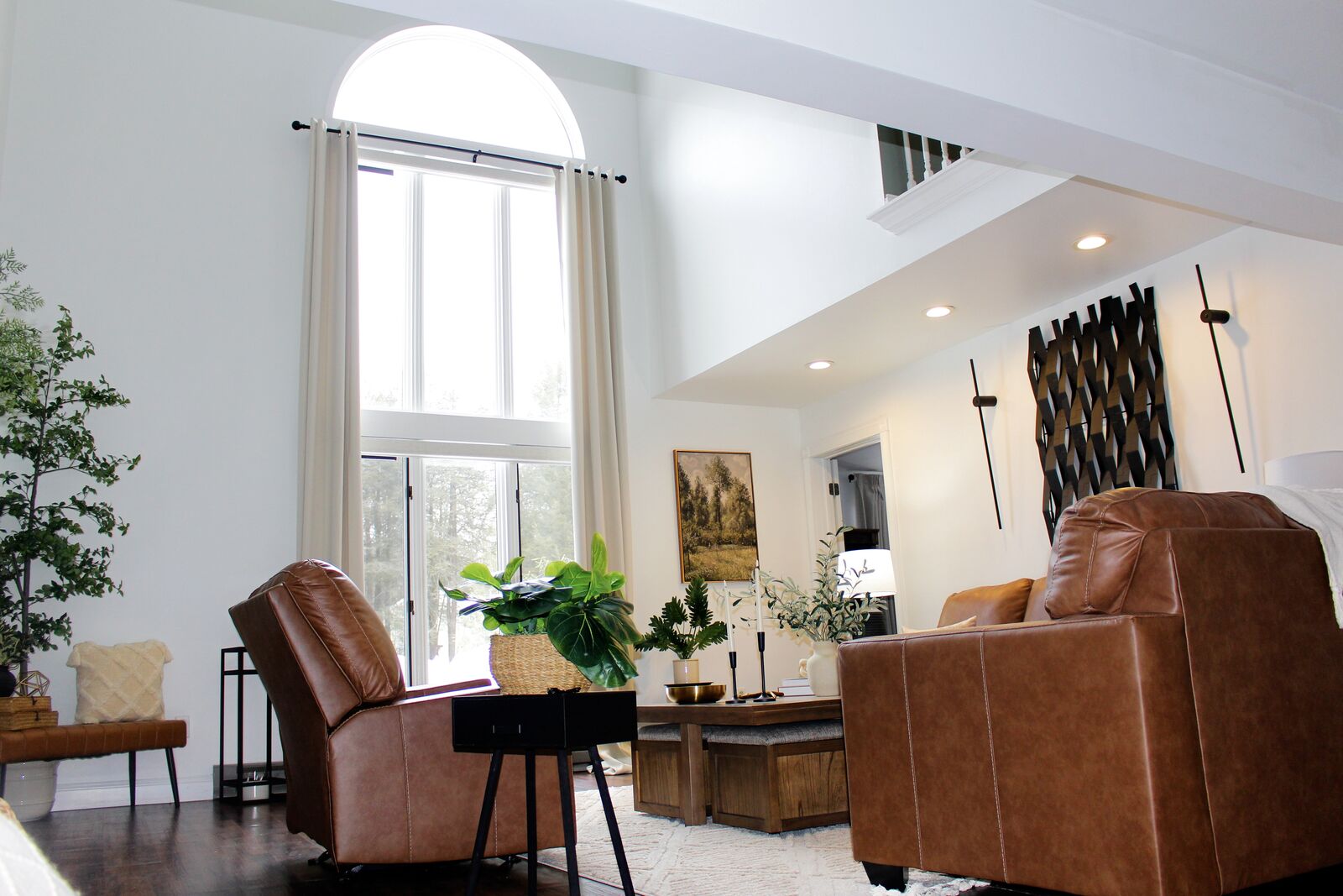 Wide view of upper sitting area