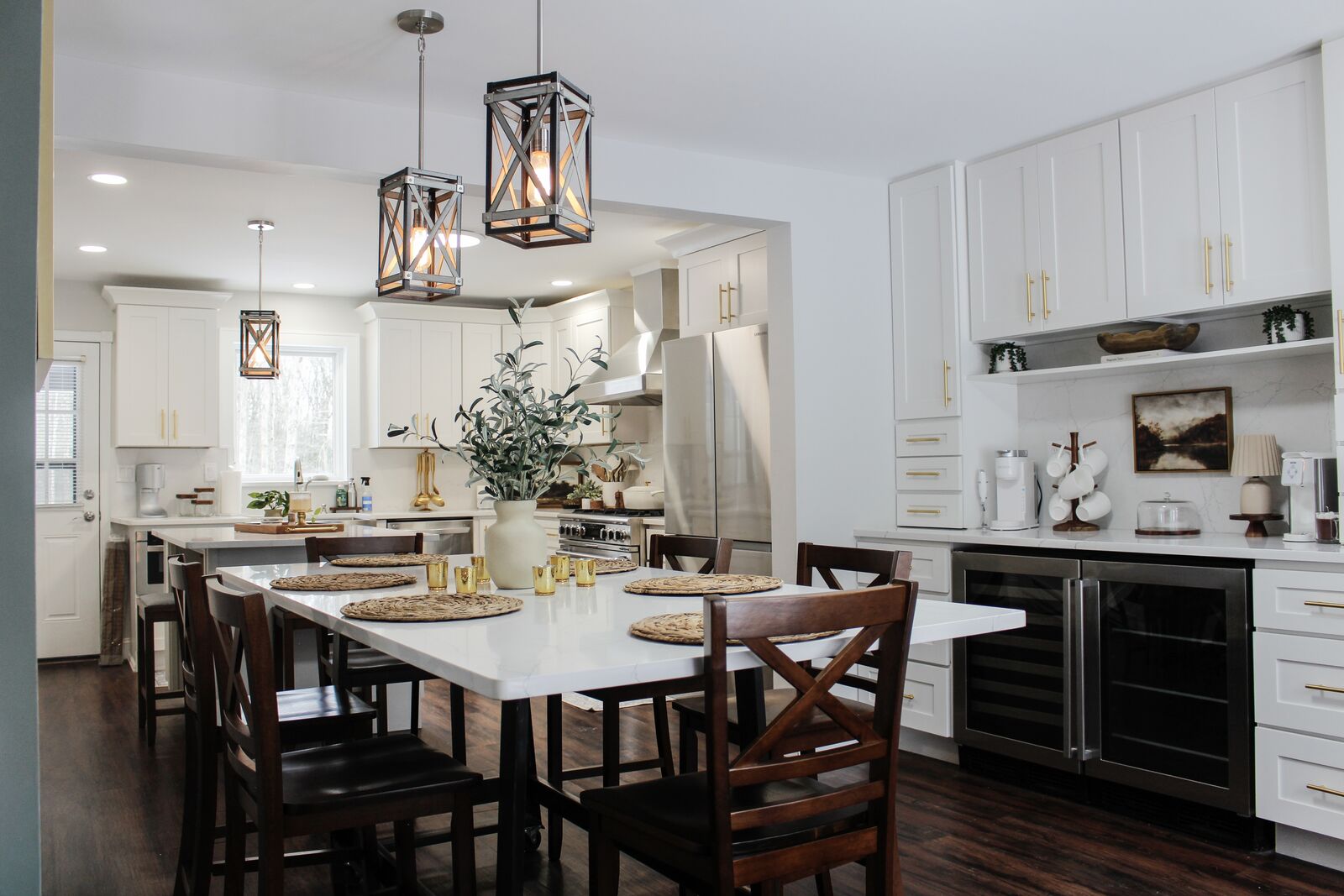 Dining area at the windows