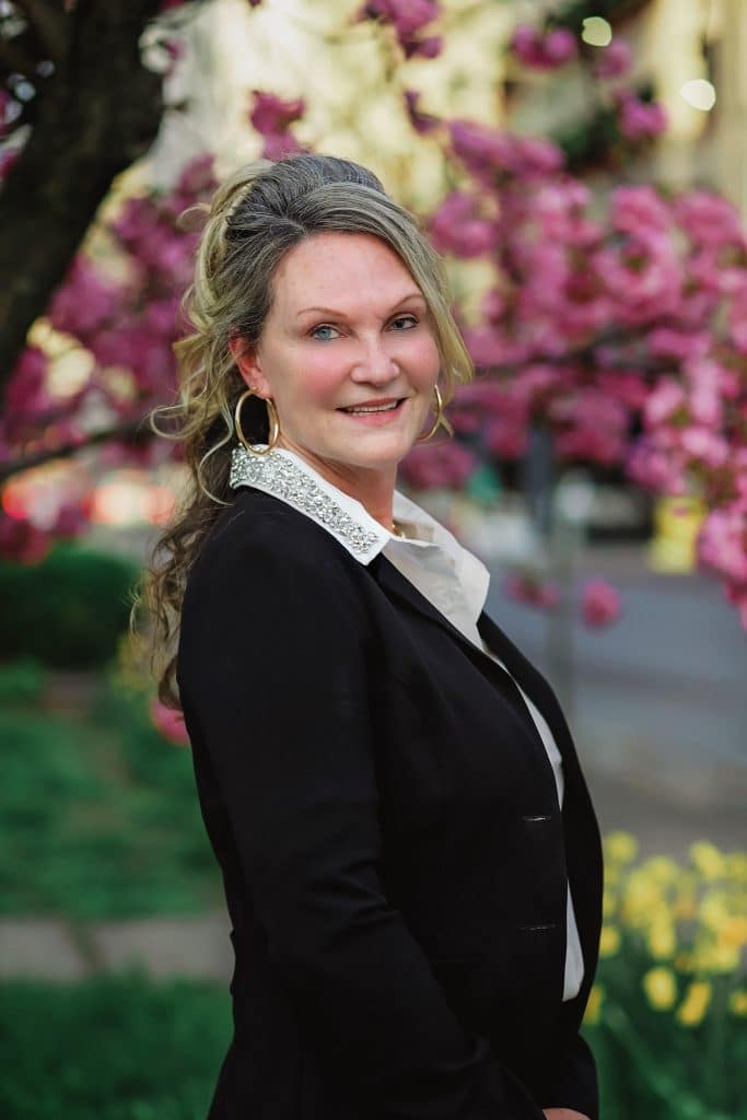 Lynn Young, Real Estate Agent At Button Real Estate